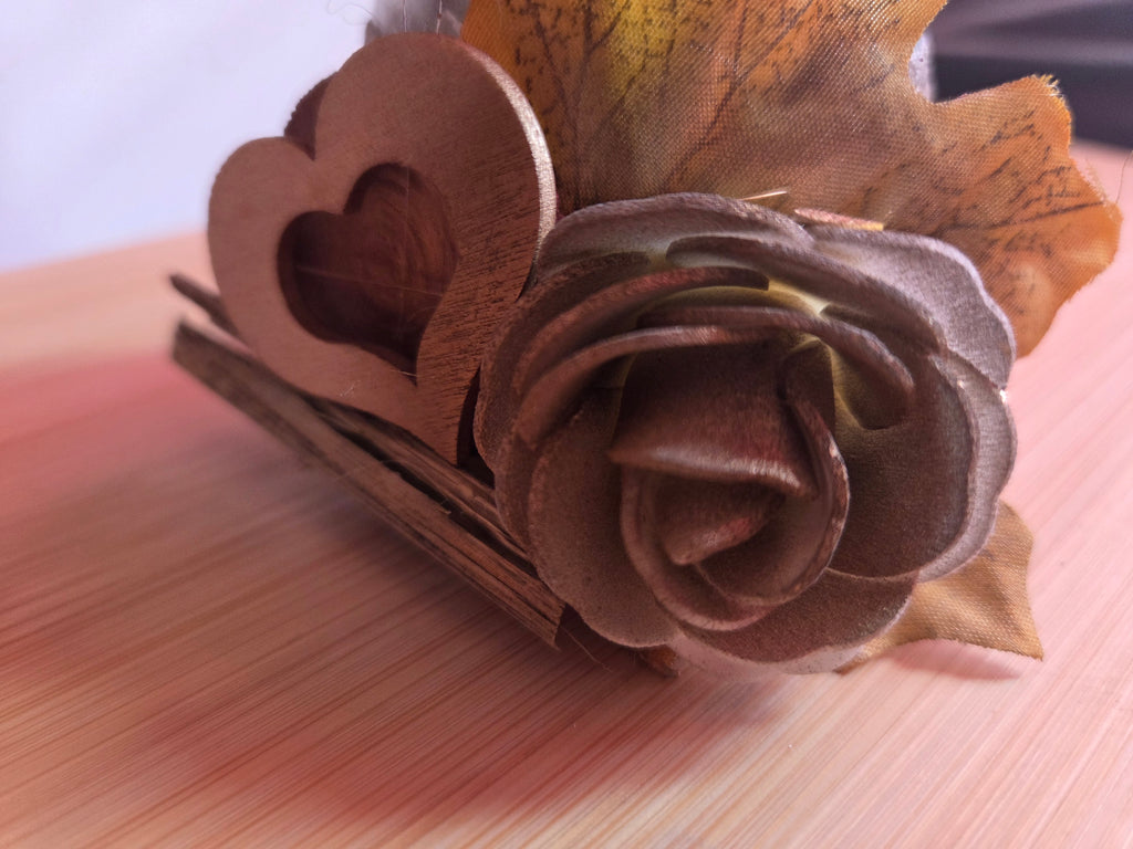 Petit pot en verre décoré fait main