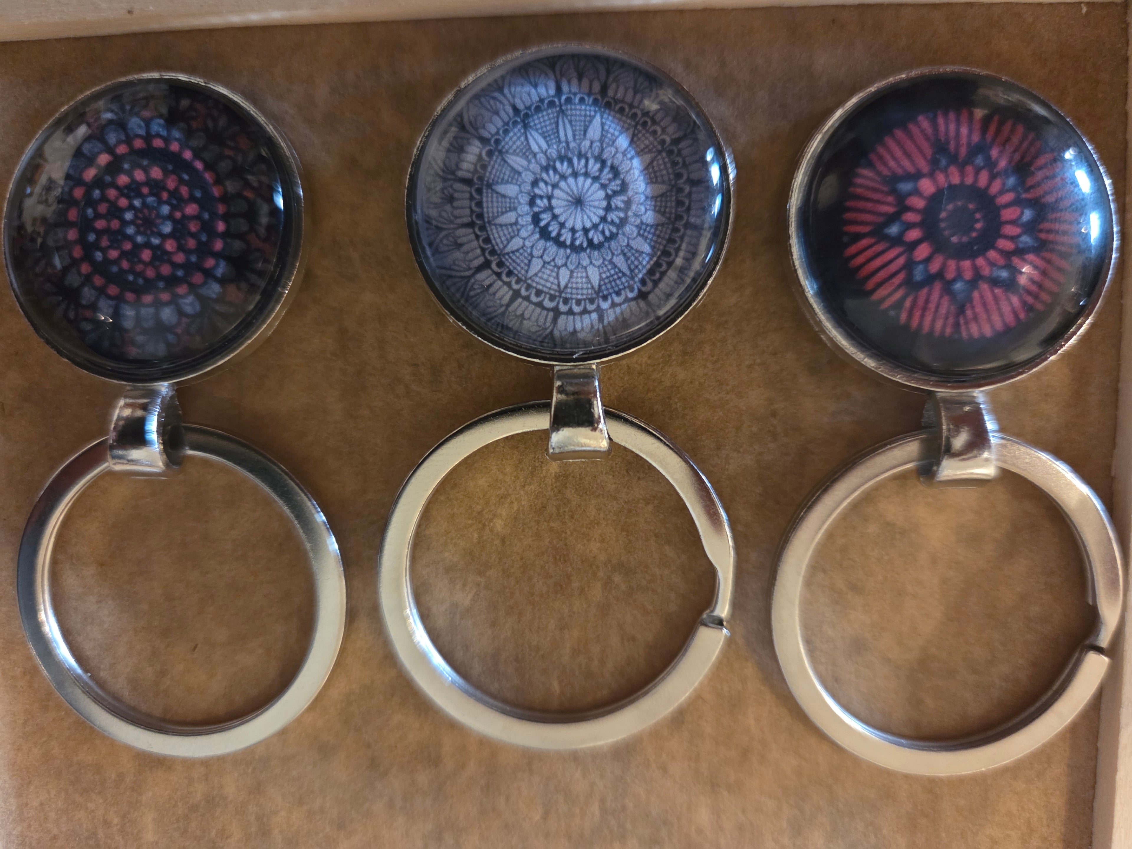 Portes clés mandala .      3 pièces